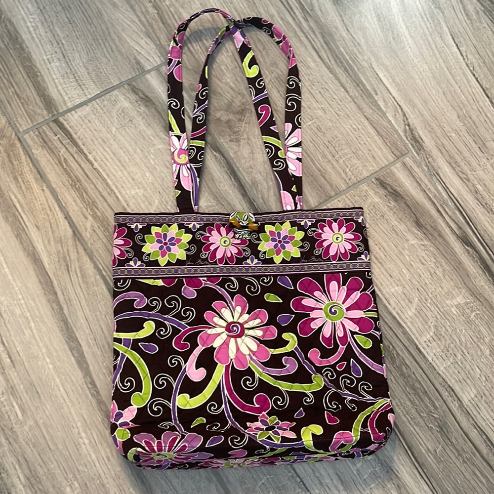 Vera Bradley Shoulder Tote Purse with Tortoise Top Close